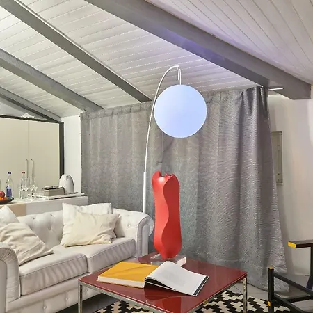 Momart Affittacamere