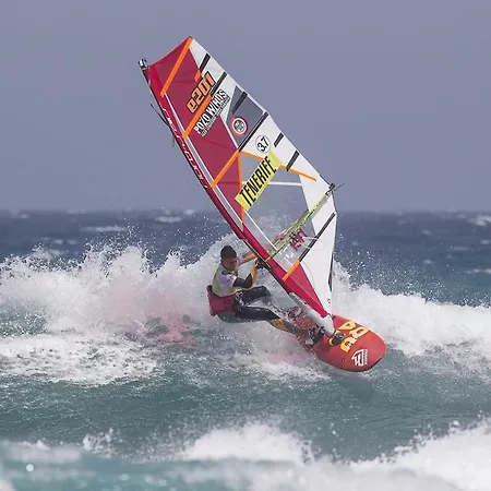 Momart Marina dʼAndora